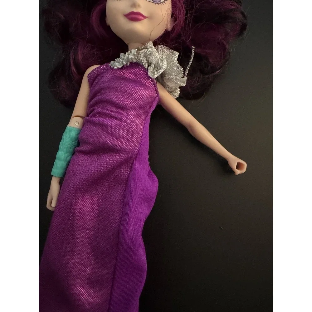 Mattel Ever After High Magic Arrow Raven Queen 10
